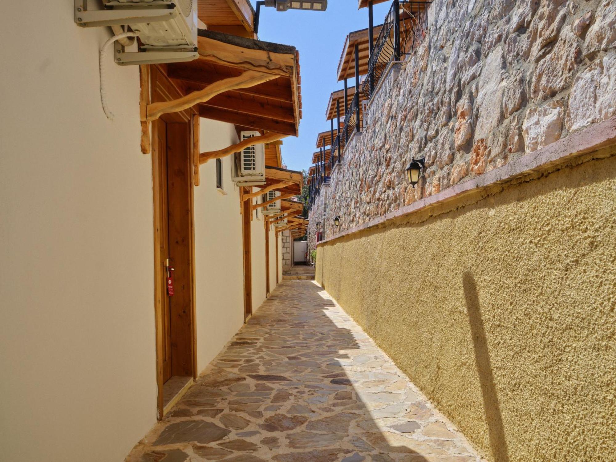 Kas Koey Hotel Exterior photo